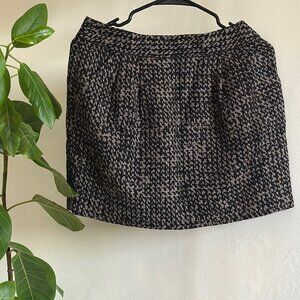 Chic Patterned Mini Skirt